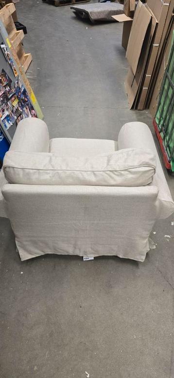 Ektorp Ikea stoel met nieuwe hoes 301.841.47 - afbeelding 3 Ektorp Ikea stoel met nieuwe hoes 301.841.47 - afbeelding 3