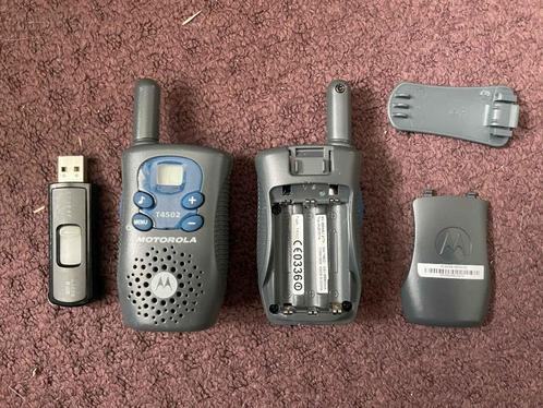 2 sets walkie talkies, 1 klein en 1 wat groter., Telecommunicatie, Portofoons en Walkie-talkies, Gebruikt, Portofoon of Walkie-talkie