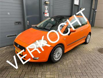 Fiat Grande Punto Sport 1.4 16V Giugiaro PANO / AIRCO / APK