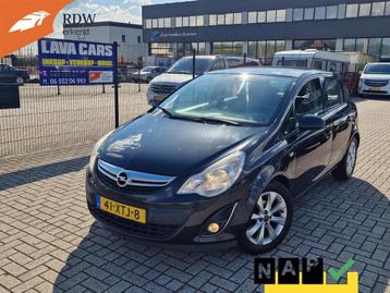 Opel Corsa 1.4-16V Anniversary Edition HALFLEER NAVI USB AIR