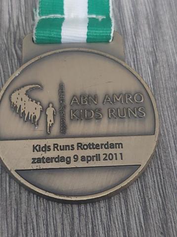 medaille MARATHON ROTTERDAM, kids run 2011