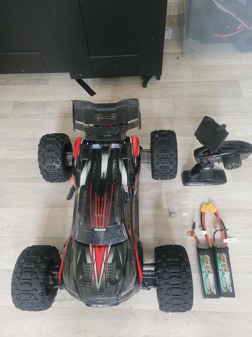 Traxxas Sledge 1/8 4WD Brushless Monster Truck RTR - Rood, Hobby en Vrije tijd, Modelbouw | Radiografisch | Auto's, Zo goed als nieuw