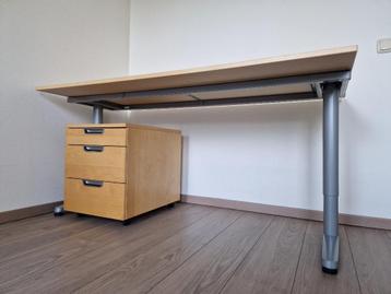 Ikea Galant bureau 80x160cm en ladeblok - afbeelding 5 Ikea Galant bureau 80x160cm en ladeblok - afbeelding 5