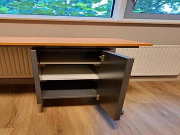 *bijna gratis* IKEA Effektiv hoekbureau - afbeelding 4 *bijna gratis* IKEA Effektiv hoekbureau - afbeelding 4