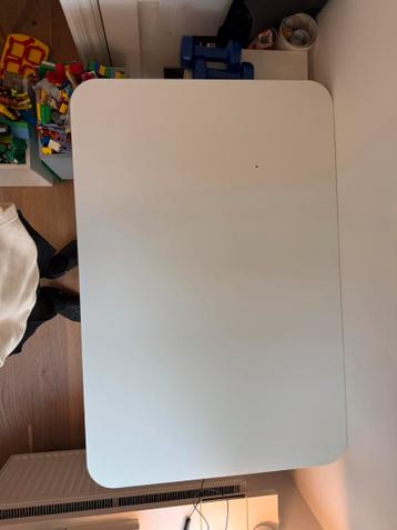 IKEA Bekant Zit/sta bureau 120x80cm Elektrisch Verstelbaar - afbeelding 6 IKEA Bekant Zit/sta bureau 120x80cm Elektrisch Verstelbaar - afbeelding 6