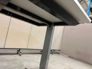 Aspa instelbaar bureau met knop en kabelgoot 120x80cm, 30st - afbeelding 5 Aspa instelbaar bureau met knop en kabelgoot 120x80cm, 30st - afbeelding 5