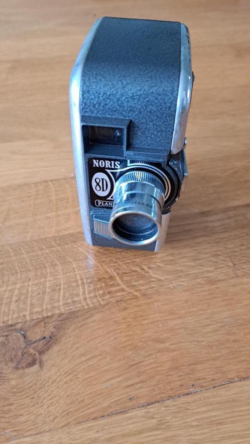 Noris 8D plank 8mm filmcamera, Verzamelen, Fotografica en Filmapparatuur, Filmcamera, 1940 tot 1960, Ophalen of Verzenden