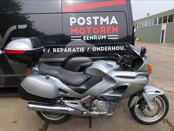 Hele nette Honda Deauville 650. Bj 04. Maar 19000 km. 