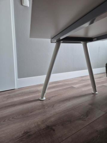 Wit IKEA GALANT bureau – niet meer verkrijgbaar in collectie - afbeelding 5 Wit IKEA GALANT bureau – niet meer verkrijgbaar in collectie - afbeelding 5
