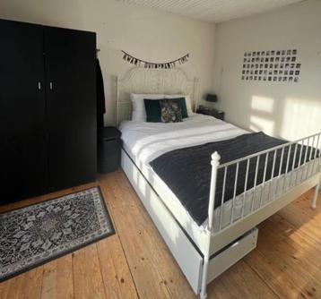 IKEA Leirvik bed 160x200 - afbeelding 2 IKEA Leirvik bed 160x200 - afbeelding 2