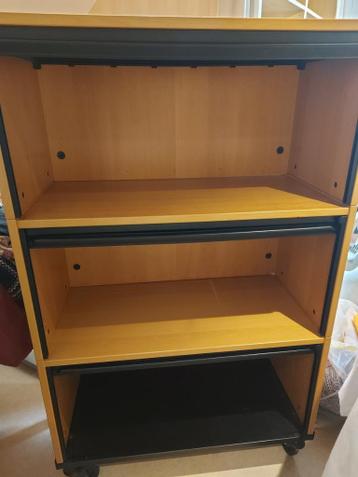 Ikea Effectiv roldeurkast - afbeelding 2 Ikea Effectiv roldeurkast - afbeelding 2