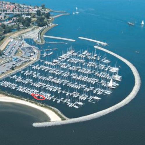 Te koop ligplaats Regatta Center Medemblik GZ23 10x4m + paal, Watersport en Boten, Ligplaatsen