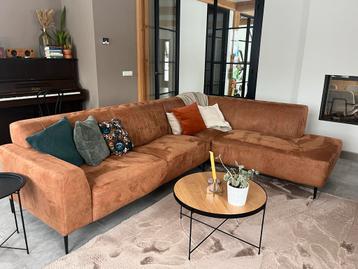 Cognac kleurige hoekbank gratis op te halen