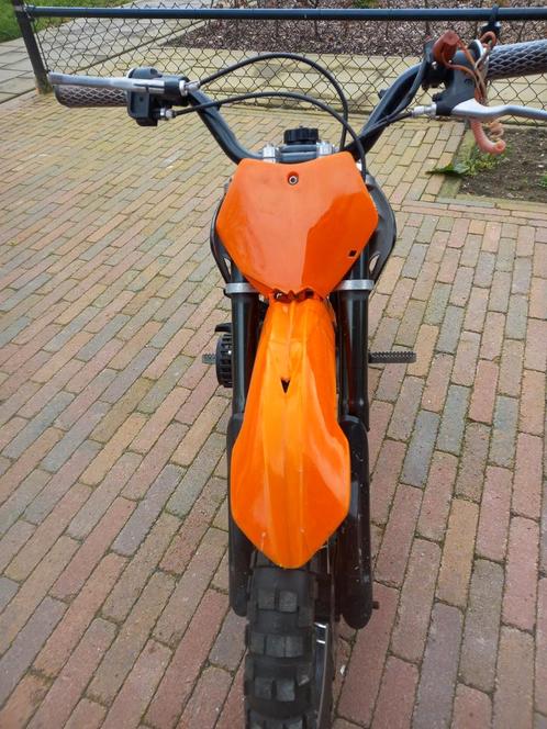 Mini crossers 49cc met lekken band, Fietsen en Brommers, Brommers | Crossbrommers, Gebruikt, Ophalen