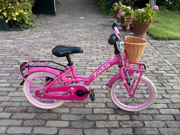Mooie Loekie Prinses 16 inch fiets met mandje