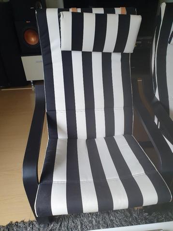 te koop 2 fauteuils zwart met witten strepen.