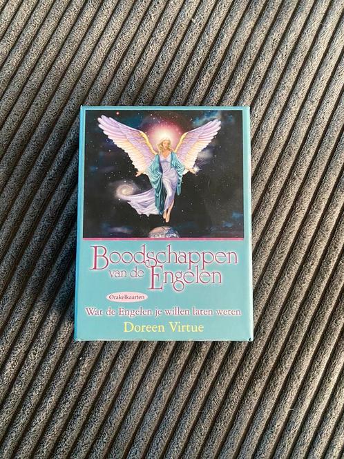 Doreen Virtue - Boodschappen van de Engelen, Boeken, Esoterie en Spiritualiteit, Zo goed als nieuw, Overige typen, Tarot of Kaarten leggen