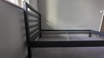 IKEA Tarva bedframe, nachtkastje & ladekast - afbeelding 18 IKEA Tarva bedframe, nachtkastje & ladekast - afbeelding 18