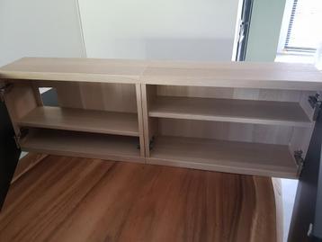 2 Ikea Besta wandkast 60x38x20 cm grenen / hoogglans zwart - afbeelding 3 2 Ikea Besta wandkast 60x38x20 cm grenen / hoogglans zwart - afbeelding 3