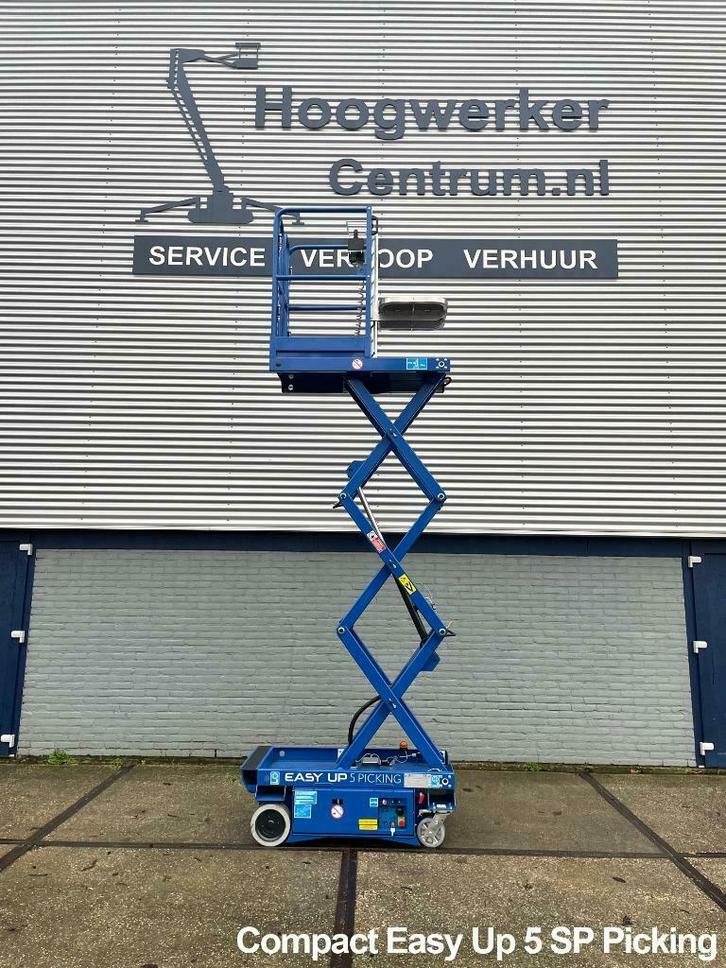 Ruim 5 meter zeer compacte schaarhoogwerkers NIEUW (2 type), Zakelijke goederen, Machines en Bouw | Liften, Steigers en Ladders