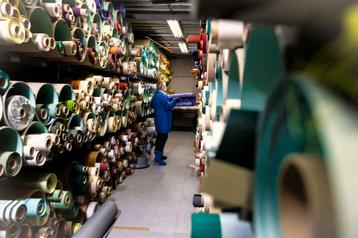 zonweringdoek luifeldoek markiezendoek beschikbaar voor biedingen