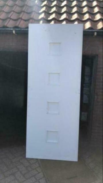 Verschillende Opdek paneeldeuren 88x231.5 cm beschikbaar voor biedingen