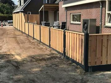 palland-bestratingen-schuttingen hout-betonschutting op maat beschikbaar voor biedingen