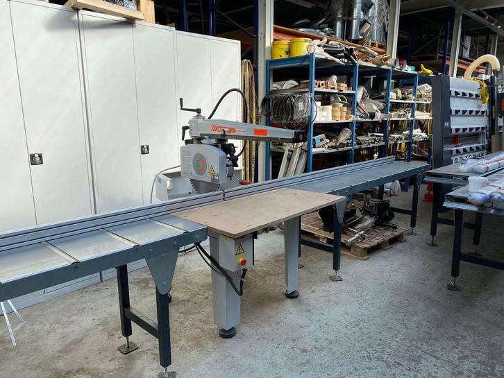 Afkortzagen maggi 640 -700 S. Veel voorraad, Doe-het-zelf en Verbouw, Gereedschap | Zaagmachines, Nieuw, 1200 watt of meer, 70 mm of meer