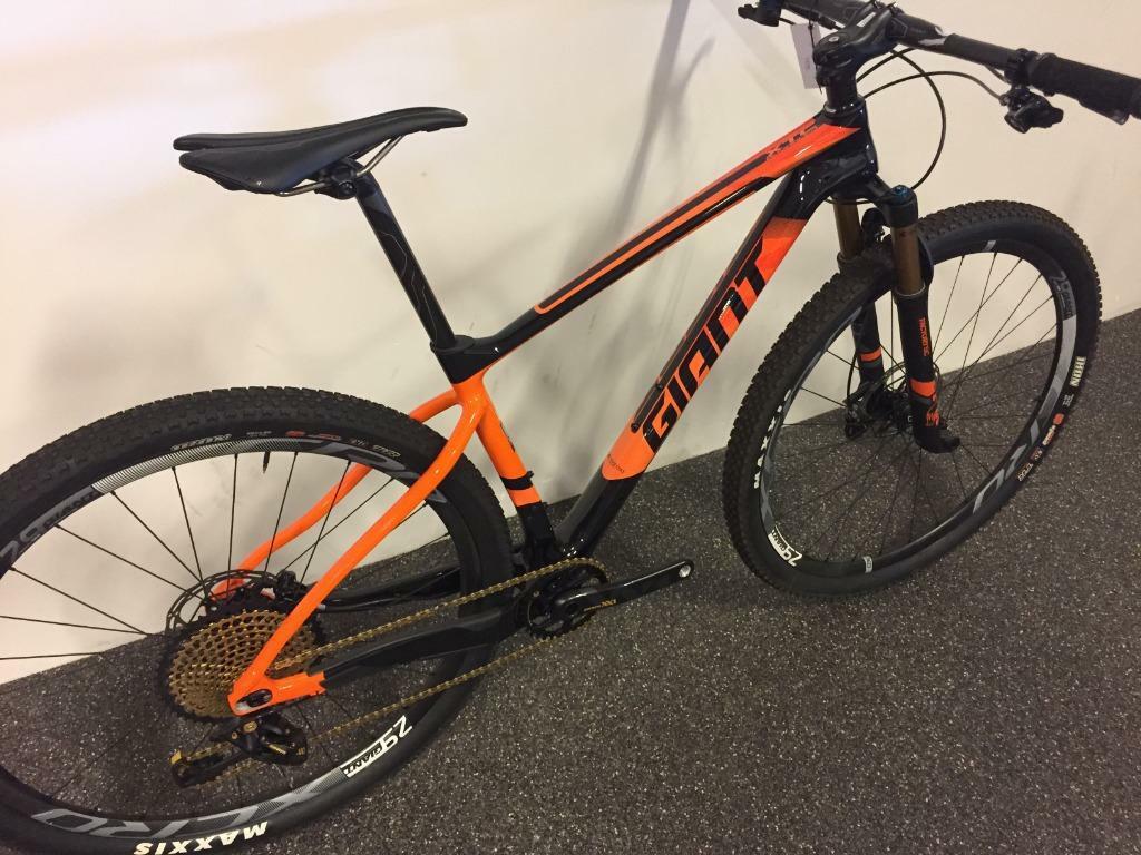 ≥ Giant XTC Advanced 29 0 2018 nu van 7299,- voor 5899,- NIEUW — Fietsen |  Mountainbikes en ATB — Marktplaats