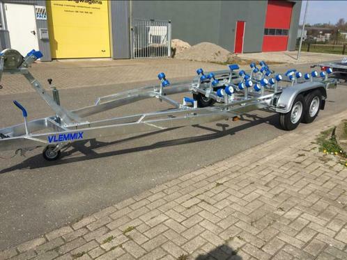 Vlemmix boottrailer bij OMC-Andijk van af €2400,00 Ex btw, Watersport en Boten, Boottrailers, Nieuw, Overige typen, Verstelbare verlichting