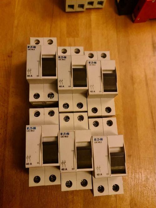 Eaton hoofdschakelaar LSC40.2,  77st beschikbaar, Doe-het-zelf en Verbouw, Elektra en Kabels, Zo goed als nieuw, Schakelaar, Ophalen