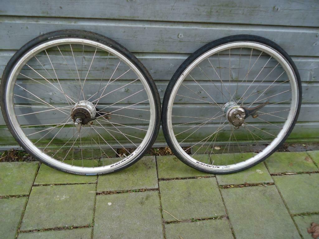 ≥ Batavus fietswiel 28 inch met 7 Versn Shimano naafdynamo — Overige  Fietsen en Brommers — Marktplaats