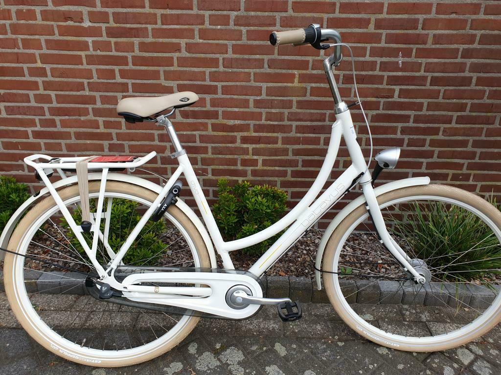 ≥ Batavus Diva plus / Blockbuster 28 inch 56cm NIEUW — Fietsen | Dames |  Damesfietsen — Marktplaats