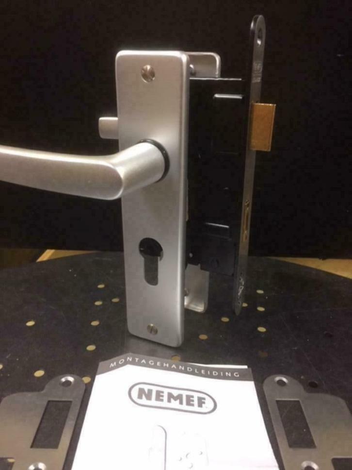 Nemef Veiligheidsdeurslot 1279  PC55 NIEUW + deurbeslag set., Doe-het-zelf en Verbouw, Hang- en Sluitwerk, Nieuw, Slot, Rvs, Ophalen of Verzenden
