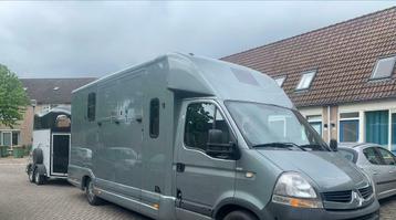 Paardentransport beschikbaar voor biedingen