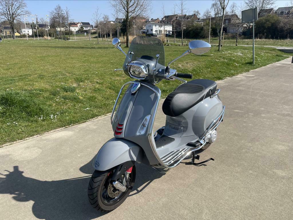 ≥ Vespa Sprint 2018 NARDO GREY snor — Snorfietsen en Snorscooters —  Marktplaats