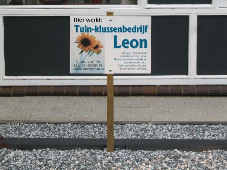 tuin-klussenbedrijf leon, Diensten en Vakmensen, Tuinmannen en Stratenmakers, Bestrating, Hekwerk of Schuttingen, Tuinonderhoud of Snoeiwerk