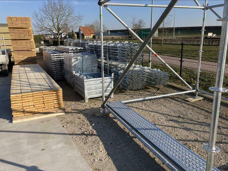 Nieuwe en gebruikte  Layher Allround systeemsteiger, Doe-het-zelf en Verbouw, Steigers, Ophalen