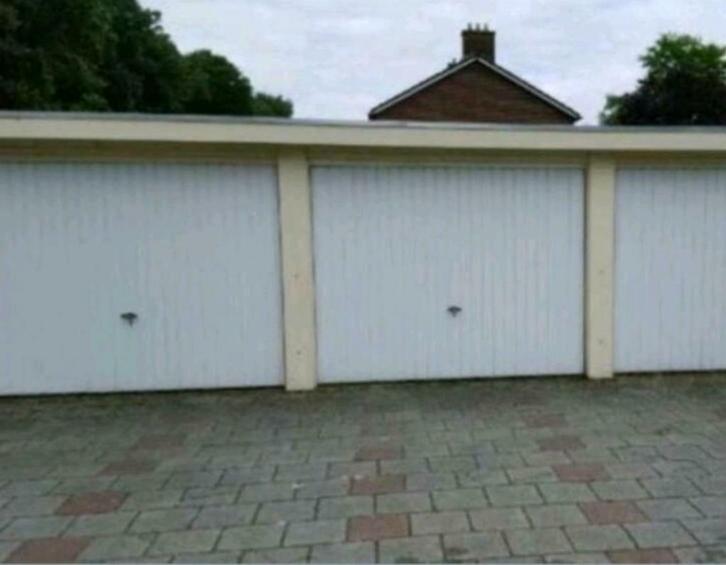 Te huur prov. GRONINGEN garagebox voor stalling en opslag, Huizen en Kamers, Garages en Parkeerplaatsen, Groningen
