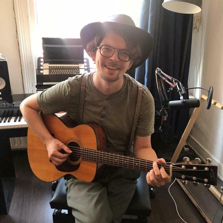 (bas)Gitaarles & Pianoles voor beginners en gevorderden, Diensten en Vakmensen, Muziekles en Zangles, Elektrische instrumenten