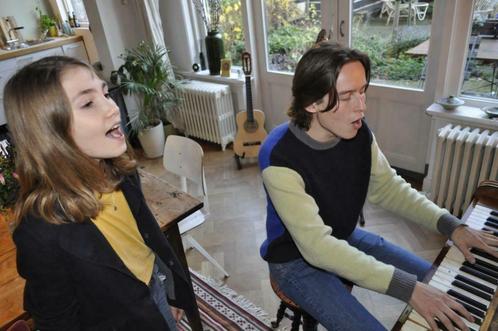 Zangles AAN HUIS Amsterdam Oost, Centrum, de Pijp & oud zuid, Diensten en Vakmensen, Muziekles en Zangles, Zangles, Komt aan huis