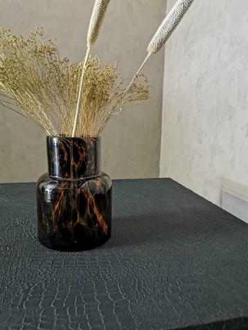 Black and Gold Croco salontafel | Black croco tafel beschikbaar voor biedingen