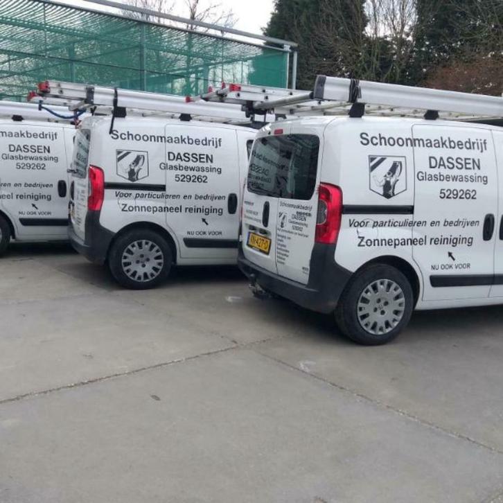 Schoonmaakbedrijf / Glazenwasser Dassen Zevenaar e.o., Diensten en Vakmensen, Schoonmakers en Glazenwassers, Glazenwassen binnen