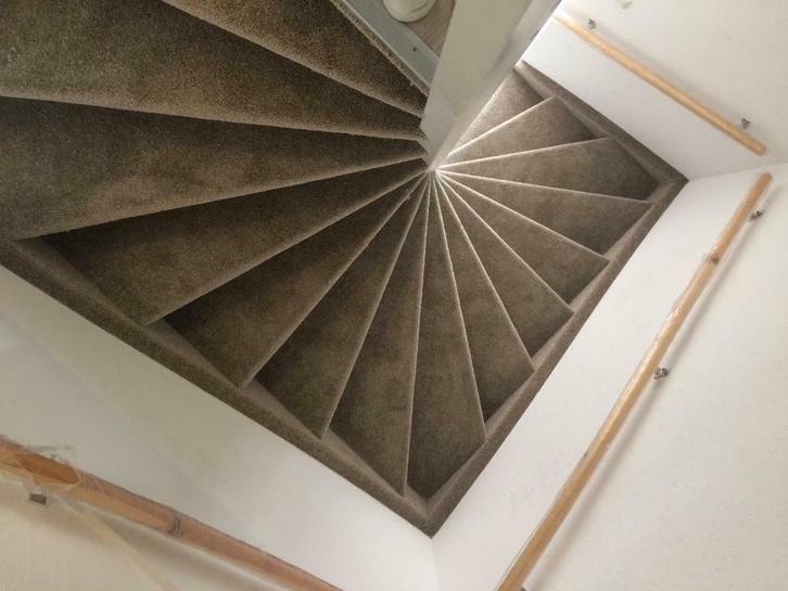 Trap bekleden door echte vakman! 28 jaar ervaring, Diensten en Vakmensen, Vloerleggers en Parketteurs