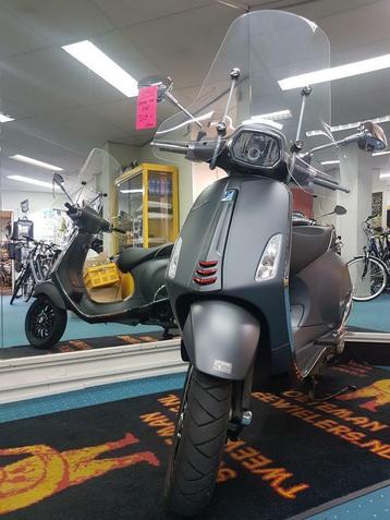 Diverse scooters (Vespa,Gilera,Piaggio,Sym,Peugeot etc.)