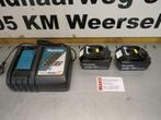 Makita DC18RC Accu snellader en 2x makita 18v 5.0ah accus, Doe-het-zelf en Verbouw, Gereedschap | Handgereedschap, Ophalen of Verzenden