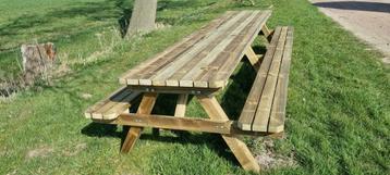 Degelijke picknicktafel 2 - 4 - 6 - 8 - 10 - 12 - 16 pers. beschikbaar voor biedingen