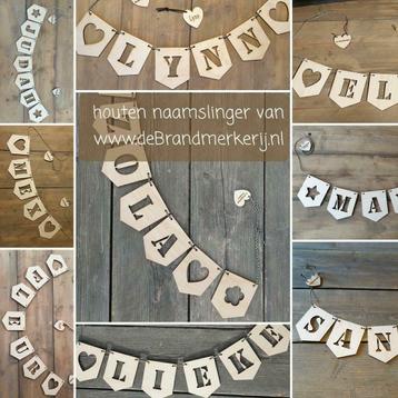 naamslinger van hout € 2,25 per letter