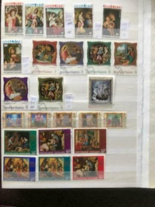 Postzegels Religie 5 met 3 volle serie's