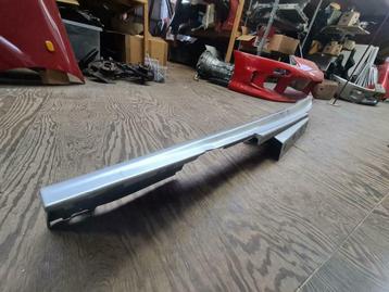 Ferrari f12 berlinetta zijskirt rechts beschikbaar voor biedingen